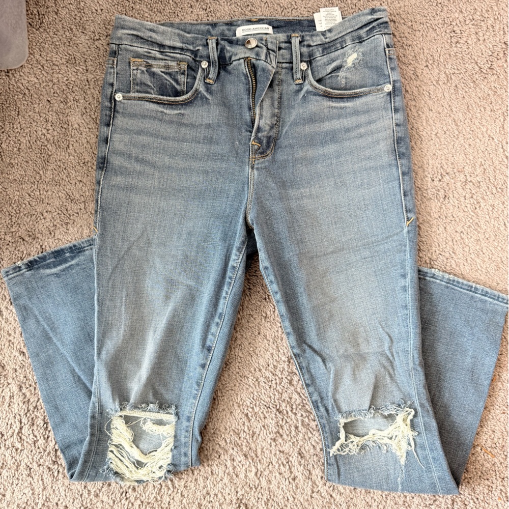 GOOD AMERICAN GOOD LEGS CROP Distressed Skinny Jeans